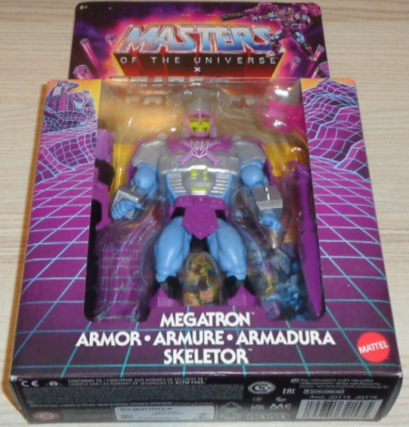 Masters of the Universe x Transformers Megatron Armor Skeletor