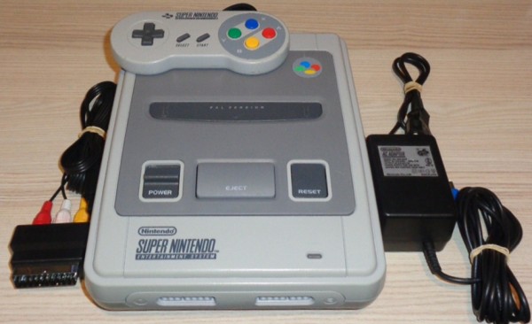 Super Nintendo Grundgerät