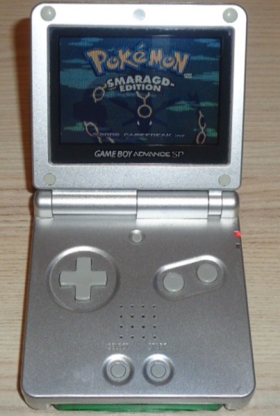 Game Boy Advance SP "Silber"
