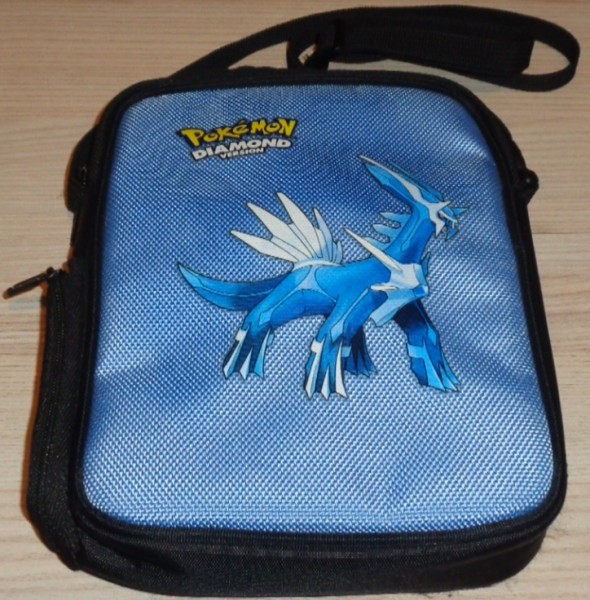 Reisetasche für Handhelds "Pokémon Dialga"