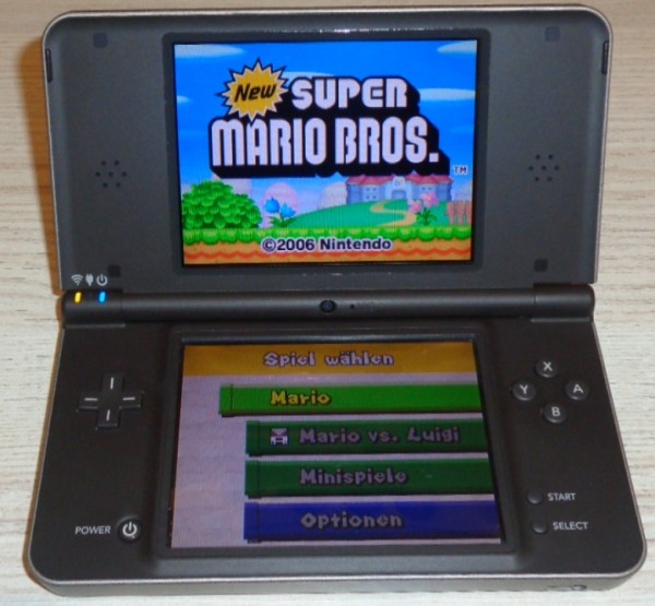 Nintendo DSi XL "Chocolat"