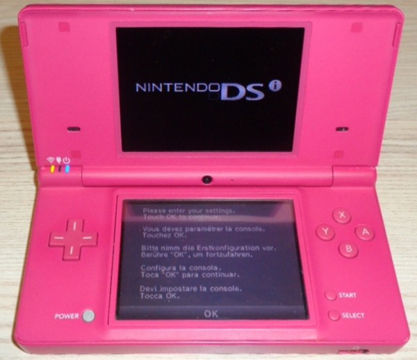 Nintendo DSi Grundgerät &quot;Rot*