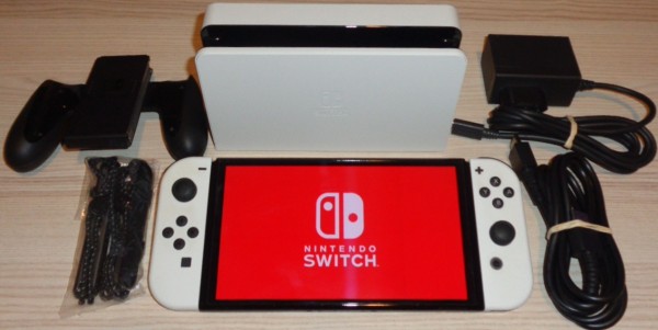 Nintendo Switch OLED &quot;Black &amp; White&quot;